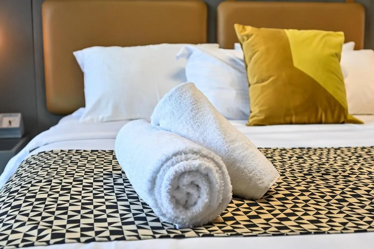 Luxury Studio Mints Walk To Dubai Mall & Burj Khalifa 0*,