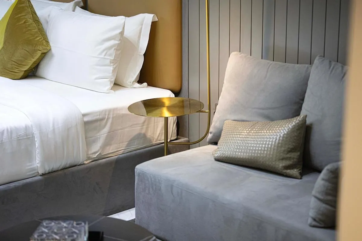 Luxury Studio Mints Walk To Dubai Mall & Burj Khalifa Apartment